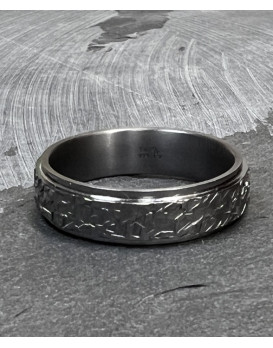 Alliance en tantale homme 6 mm – STRADALE S6 surface cristal en tantale pur 