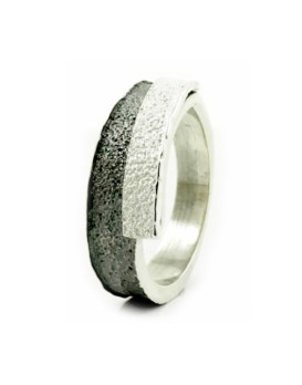 Bague argent brut et oxydé ARIOR Barcelona 1183260-XMU Collection TRAI